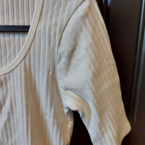 🌱 NWOT American Eagle Cropped Top - Picture 4 of 5